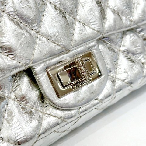 CHANEL銀色2.55銀扣長形下蓋鍊包-9