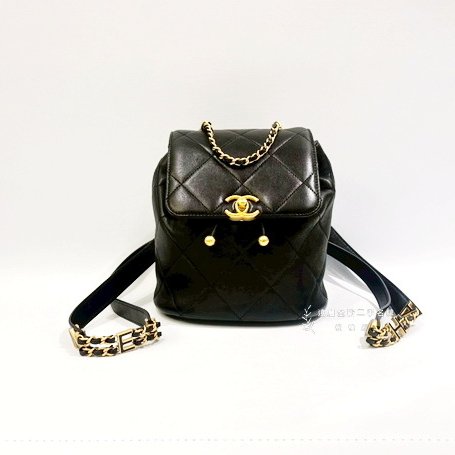 Chanel 黑牛皮拚羊皮霧金釦口蓋後背包AS4866-1