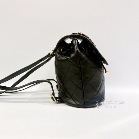 Chanel 黑牛皮拚羊皮霧金釦口蓋後背包AS4866-2