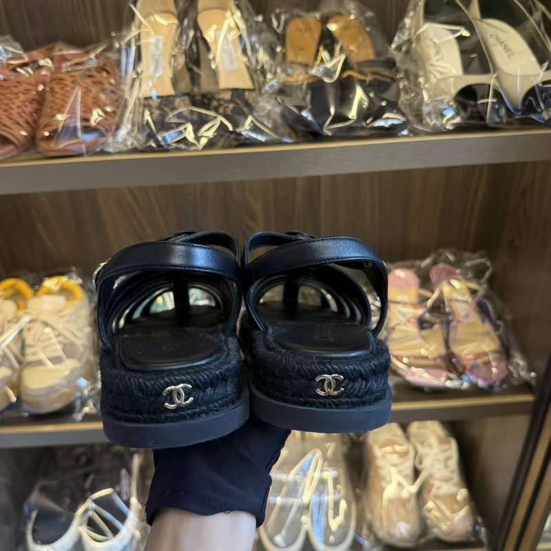 ✨Chanel 24C羅馬涼鞋 39號 只穿一次包裝齊全-2
