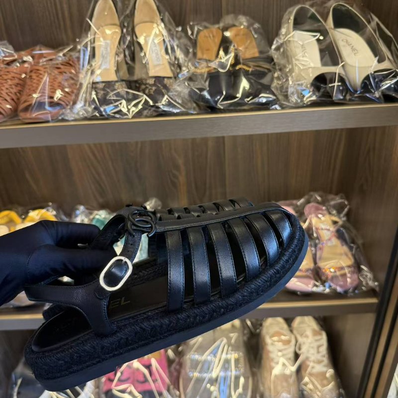 ✨Chanel 24C羅馬涼鞋 39號 只穿一次包裝齊全-3