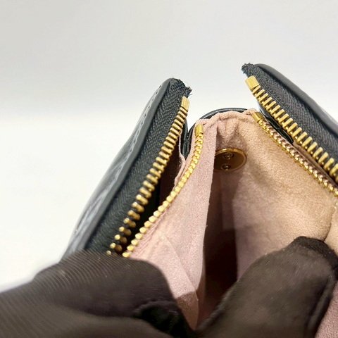 LV Coussin PM黑小羊皮壓紋肩背包M21260-7