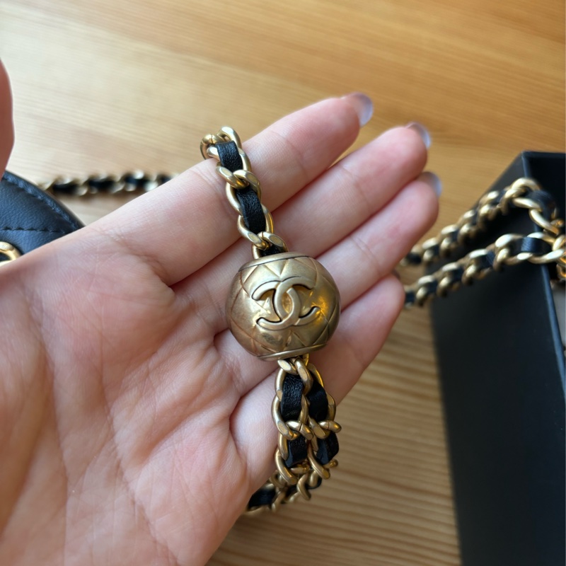 CHANEL 金球 鏈條 圓餅包-6