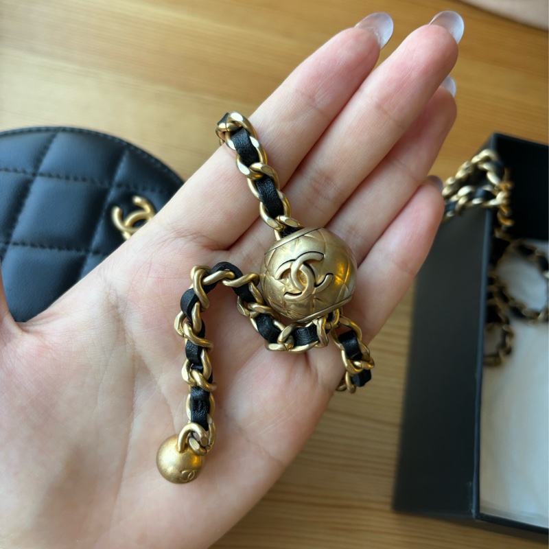 CHANEL 金球 鏈條 圓餅包-7