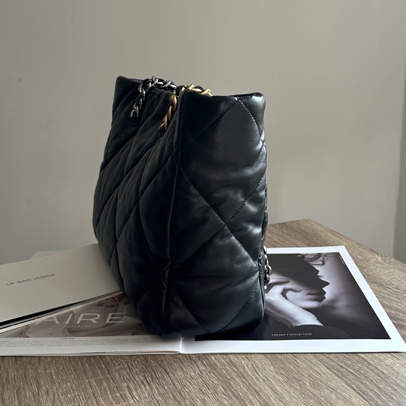 ‎˗ˏˋ 時髦教主 º· 𓈒꙳ ‎˖ Chanel AS3660 晶片 閒置未使用 稀有 限量 絕版 19系列 黑金 羊皮 托特包 肩背包 手提包（已售出）-4