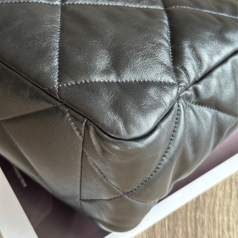 ‎˗ˏˋ 時髦教主 º· 𓈒꙳ ‎˖ Chanel AS3660 晶片 閒置未使用 稀有 限量 絕版 19系列 黑金 羊皮 托特包 肩背包 手提包（已售出）-6