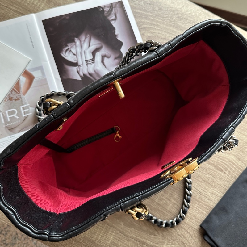 ‎˗ˏˋ 時髦教主 º· 𓈒꙳ ‎˖ Chanel AS3660 晶片 閒置未使用 稀有 限量 絕版 19系列 黑金 羊皮 托特包 肩背包 手提包（已售出）-11