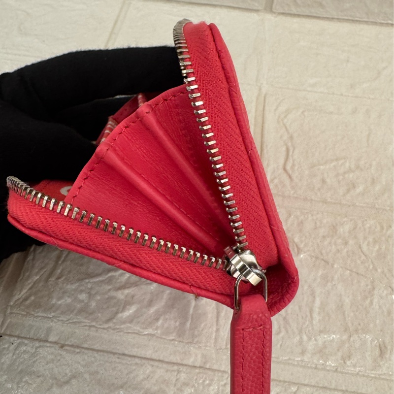 chanel粉色荔枝鏤空logo拉鍊零錢包👛-7