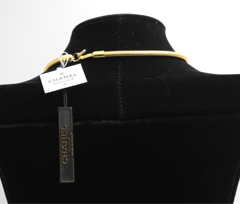 Chanel Vintage 97P琉璃藍色山茶花吊墜項鏈-1