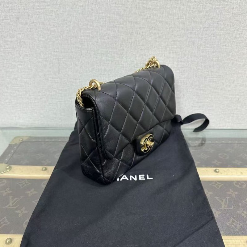 Chanel 黑金琺瑯扣方胖子斜背包 21*14*5 98新 配件塵袋-2