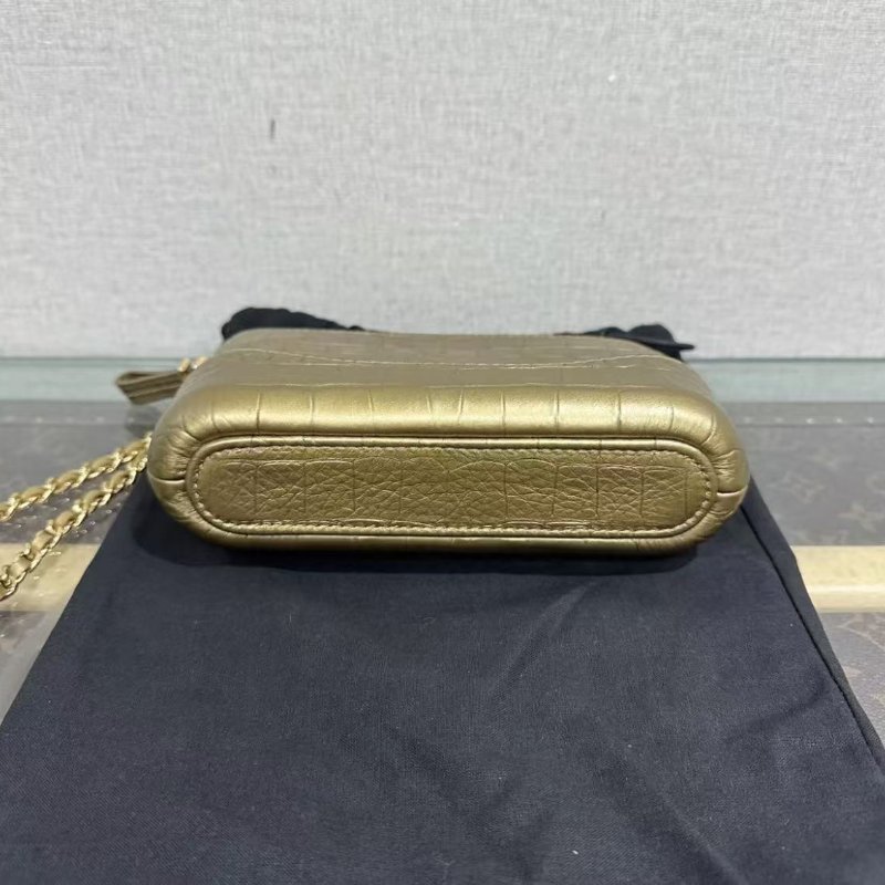 ✨CHANEL 鱷魚壓紋金色流浪mini 18*11*5  98新 配件盒子塵袋購證-2