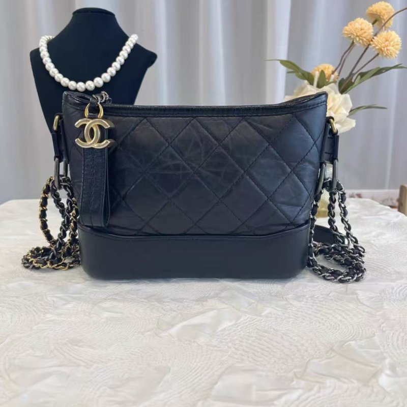 ✨Chanel 20A 小號 流浪手提斜背包 20*15*8 99新 配件塵袋-1