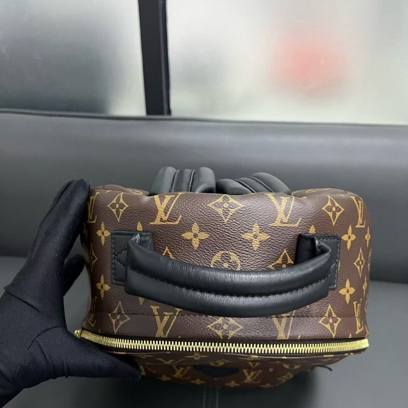 Louis Vuitton Palm Springs backpack medium-3