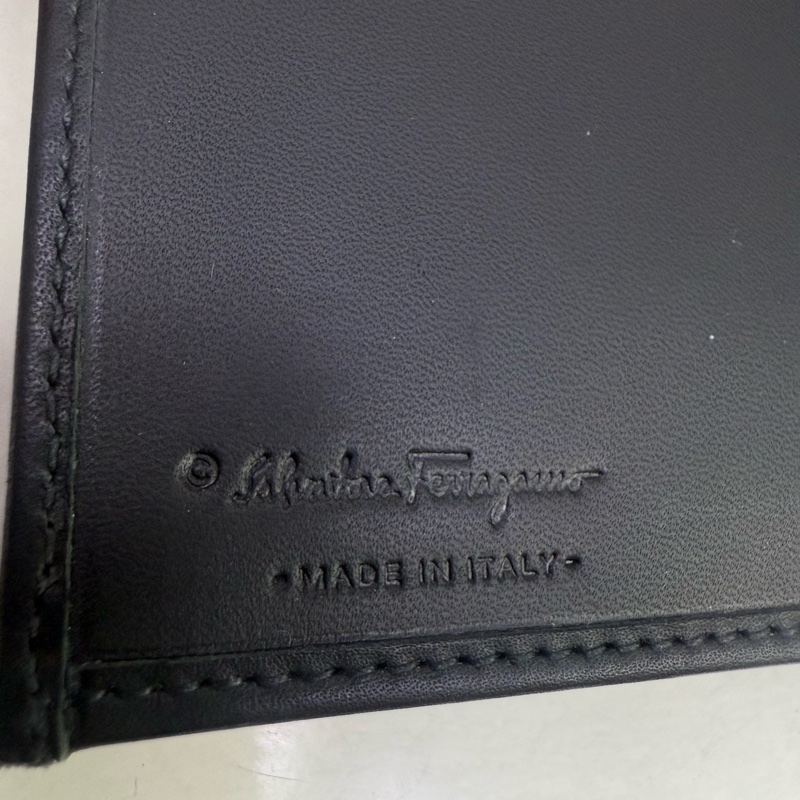 Salvatore Ferragamo Wallet-13