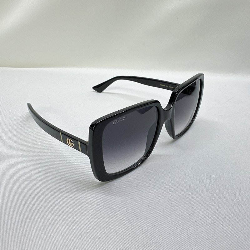 GUCCI 黑框小金雙G墨鏡-2