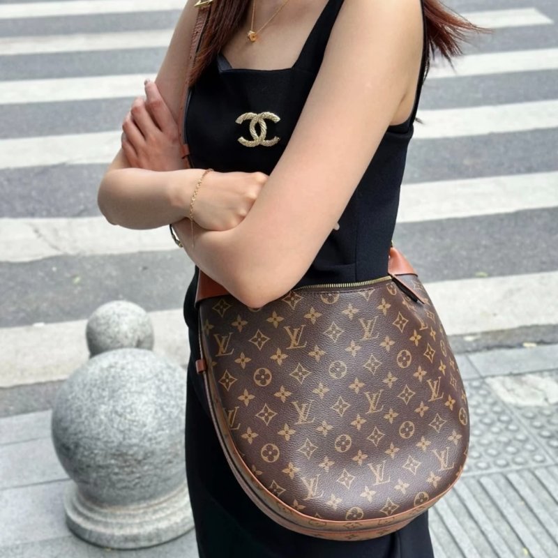 LV 芯片款大月亮碗豆包 全新 配件塵袋盒子-2