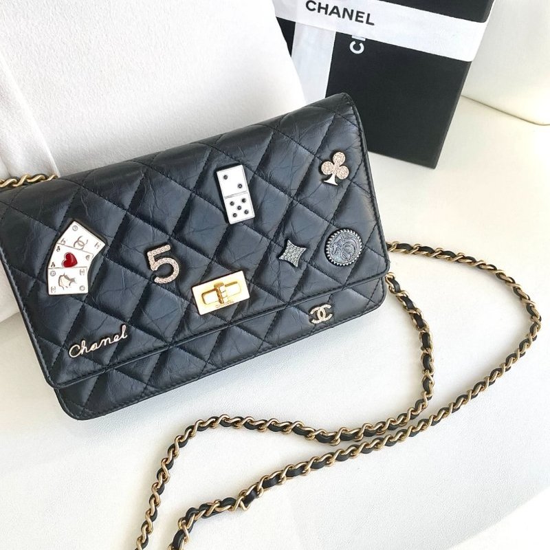 Chanel 徽章2.5 woc賭神系列 99新 配件塵袋保卡-0