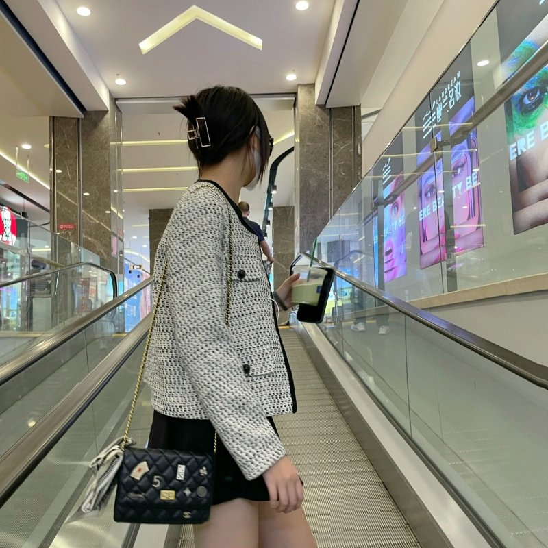 Chanel 徽章2.5 woc賭神系列 99新 配件塵袋保卡-1