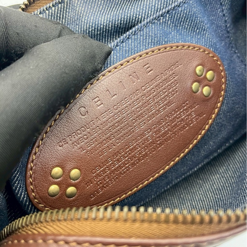 🏷️ Celine Hobo-14