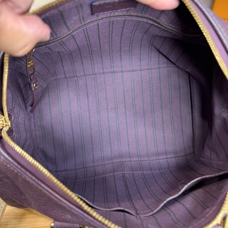Louis Vuitton 酒紫壓紋老花Speedy 25/ 背帶款💜有便宜-24
