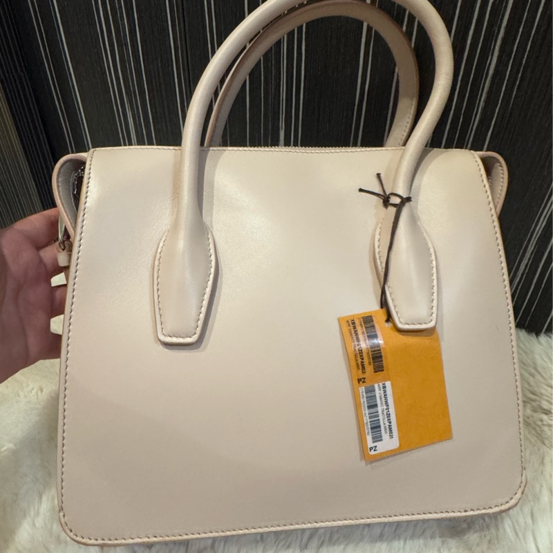 全新Tod’s粉紅色手提包(附背帶）-4