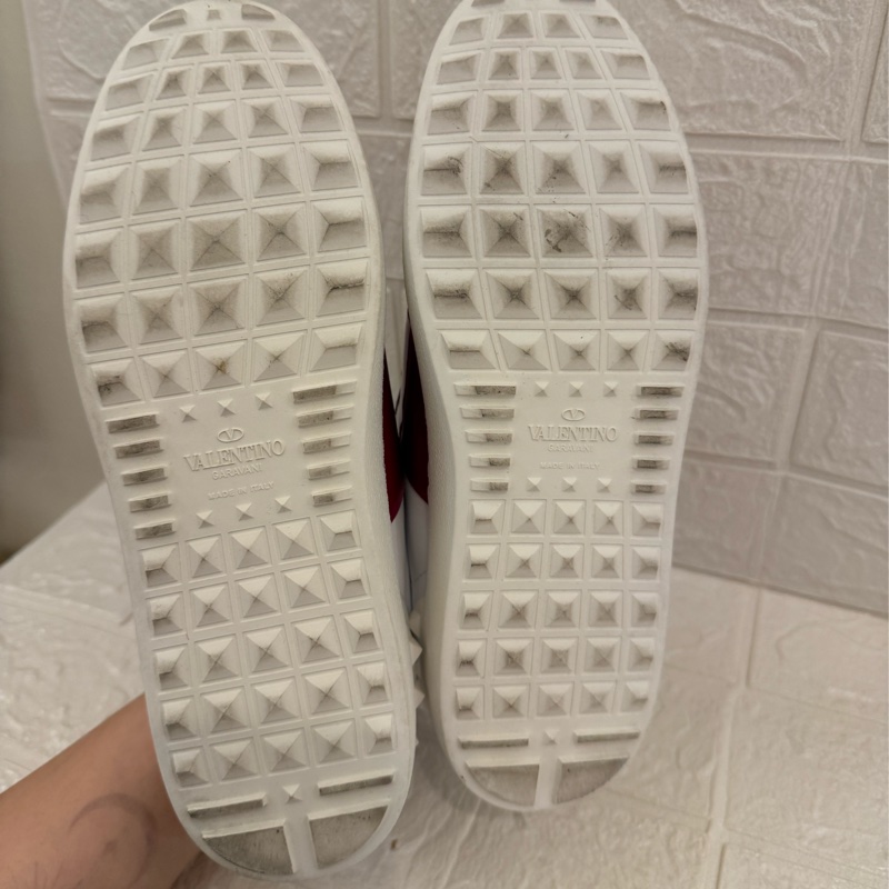 valentino 白+紫漆皮休閒鞋✨✨-5
