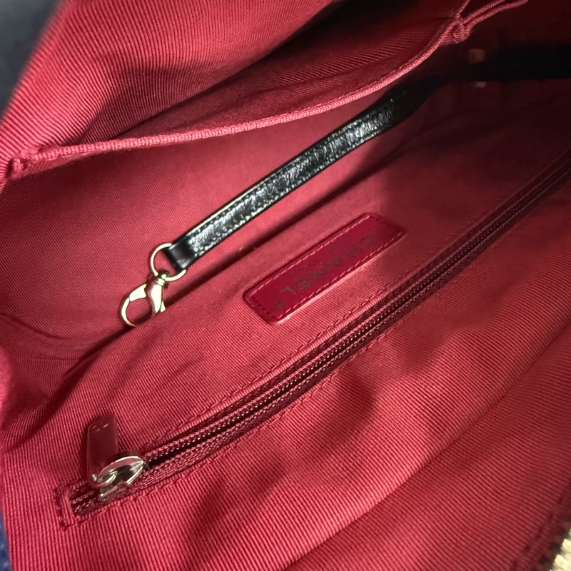 Chanel 藍黑流浪包小號帶卡-12