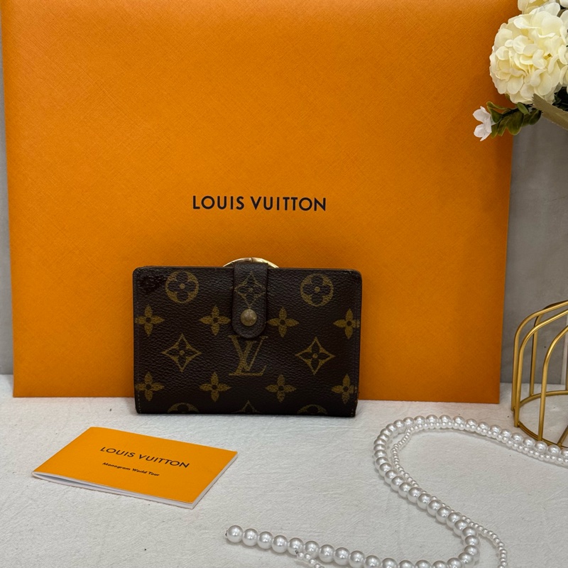 Louis Vuitton 滿版老花短夾-1