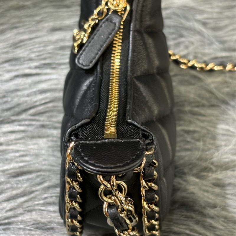 CHANEL AP3232 黑色羊皮 金鍊 肩背包彎月包牛角包半月包可頌包彎豆斜背包兩用包-5