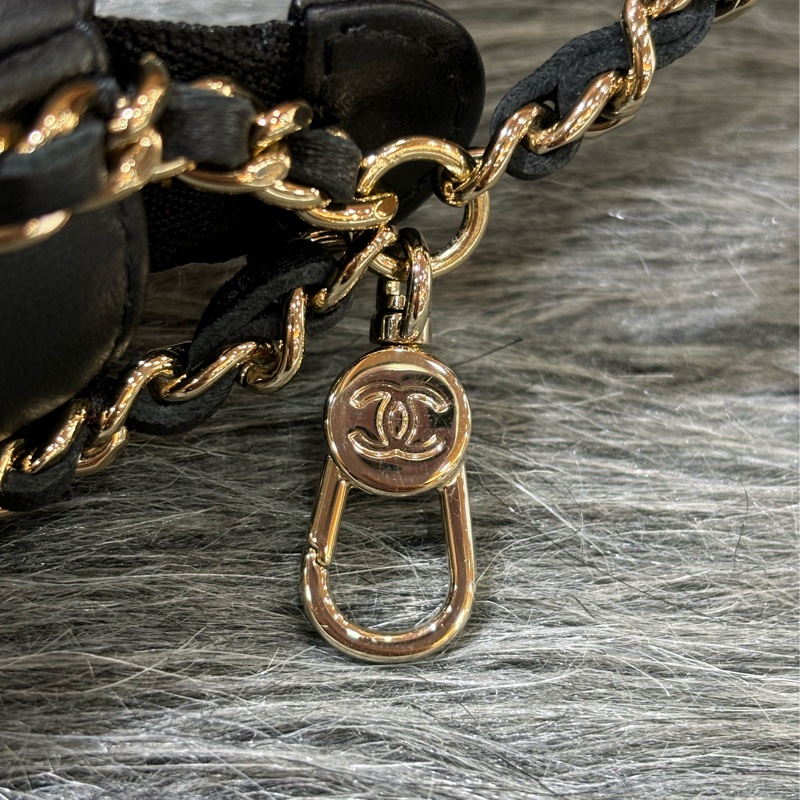 CHANEL AP3232 黑色羊皮 金鍊 肩背包彎月包牛角包半月包可頌包彎豆斜背包兩用包-8