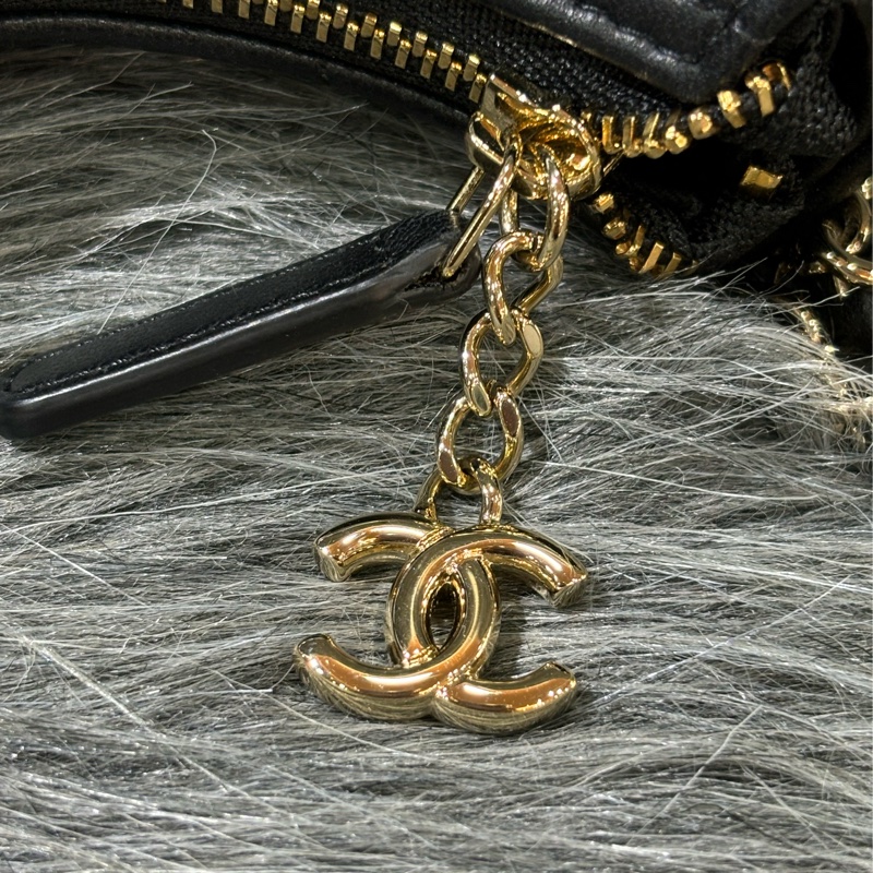 CHANEL AP3232 黑色羊皮 金鍊 肩背包彎月包牛角包半月包可頌包彎豆斜背包兩用包-10