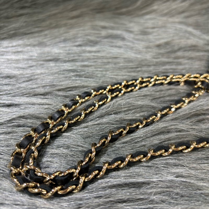 CHANEL AP3232 黑色羊皮 金鍊 肩背包彎月包牛角包半月包可頌包彎豆斜背包兩用包-21