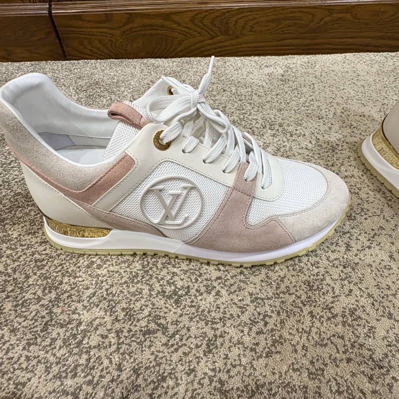 LV runway 粉紅休閒鞋 (尺寸：38.5）-1