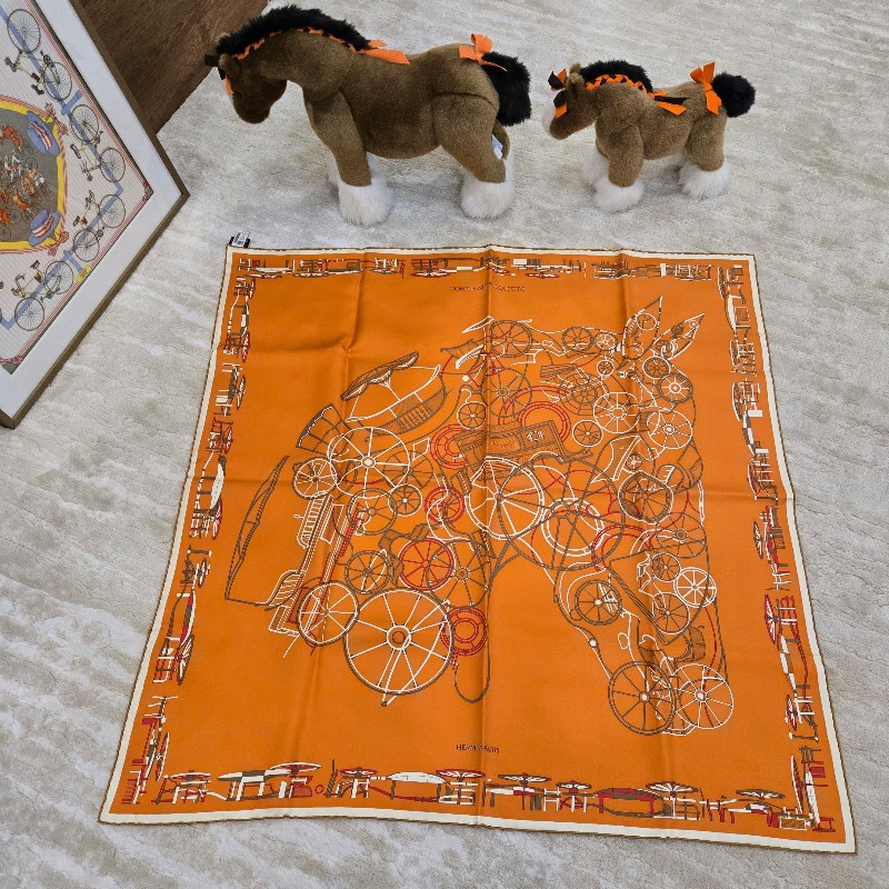 全新 HERMÈS 愛馬仕 Complication Equestre "馬術的錯綜複雜" 90方巾-2