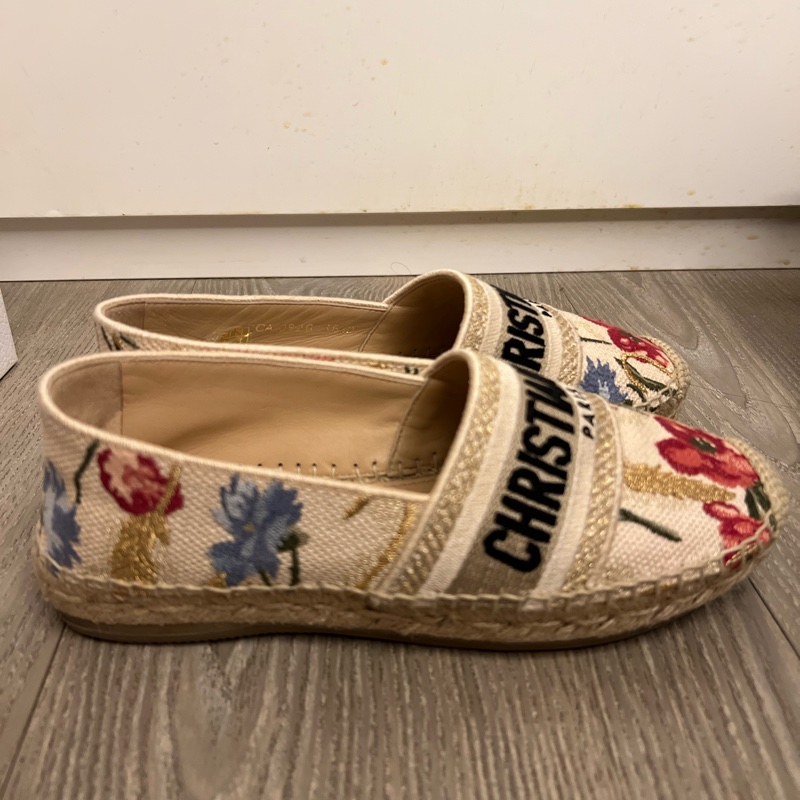 全新 Dior 新年款限量漁夫鞋-1