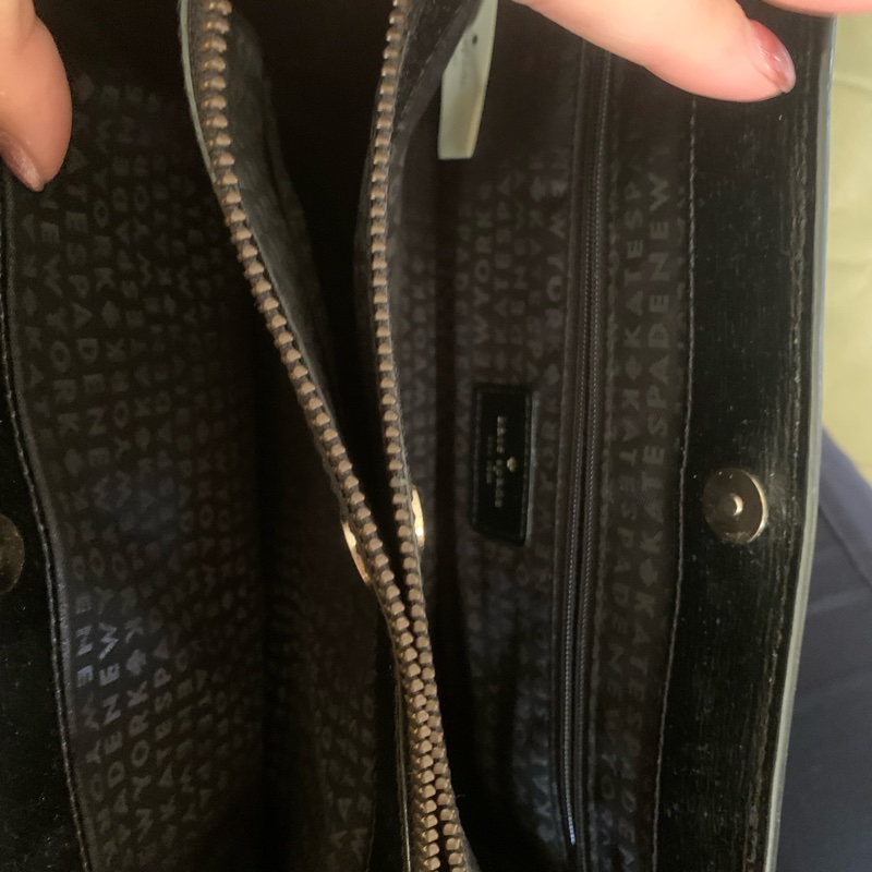 Kate spade 手提肩背黑色真皮包包 百搭 耐用二手 百元只有一個 有型上班族出遊夾層肩背手提-1