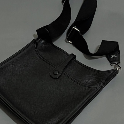 📣 出售 Hermès Evelyn 29 P刻 黑銀 🖤✨