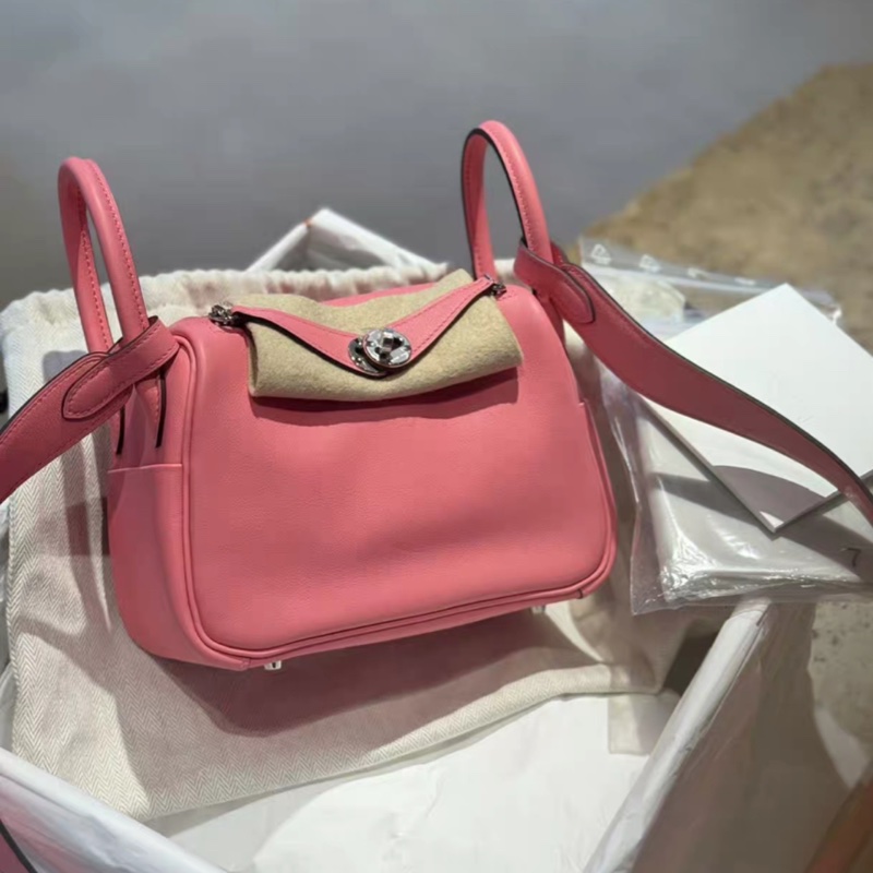 愛馬仕hermes mini lindy唇膏粉 swift皮 銀扣 Y刻-0