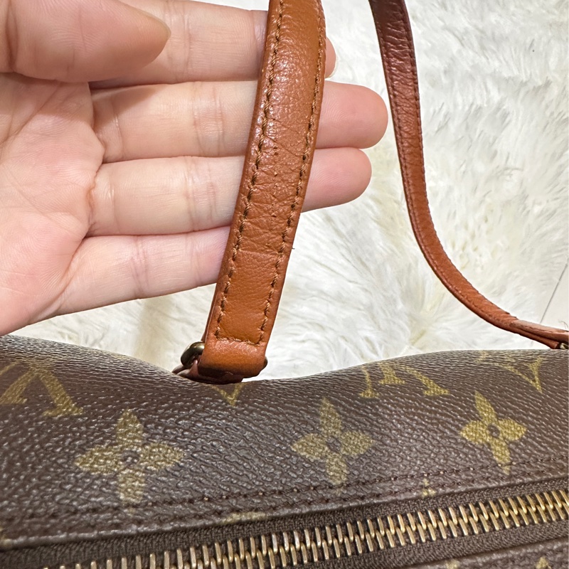 LV巴比龍30老花紅皮圓筒包-5