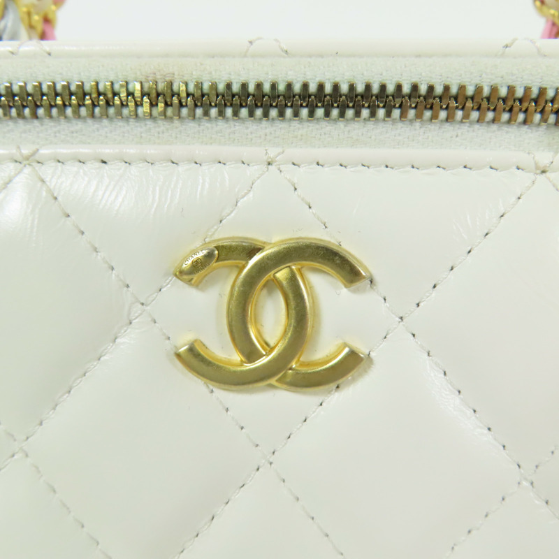 CHANEL 羊皮皮革Vanity Case Handle金扣鏈帶手挽肩背兩用袋-14