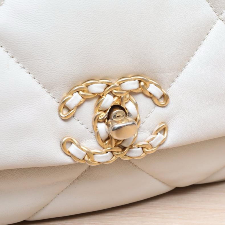 CHANEL(香奈兒) 19BAG 口蓋包 中號 30cm 白色 30開 金銀扣-5