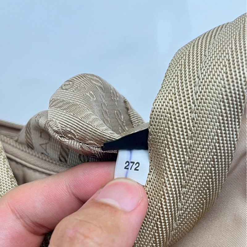 🏷️ Prada hobo 99 新-10