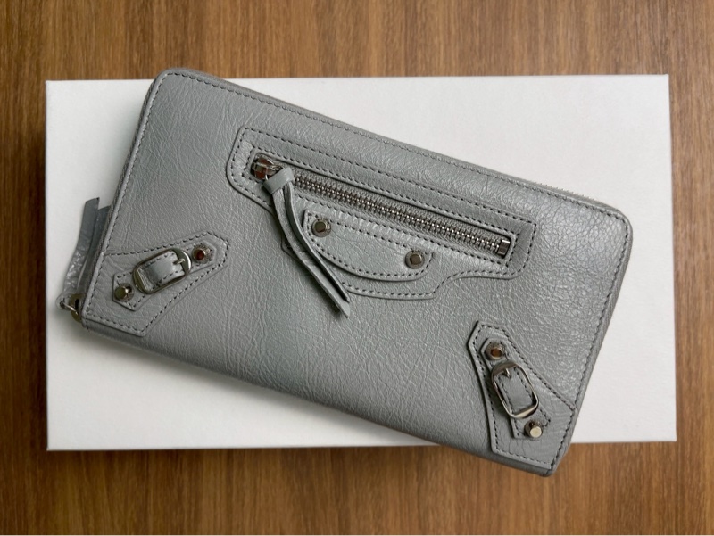 【全新正品】Balenciaga 經典拉鍊長夾 灰色 機車包鉚釘款 附盒防塵袋-0