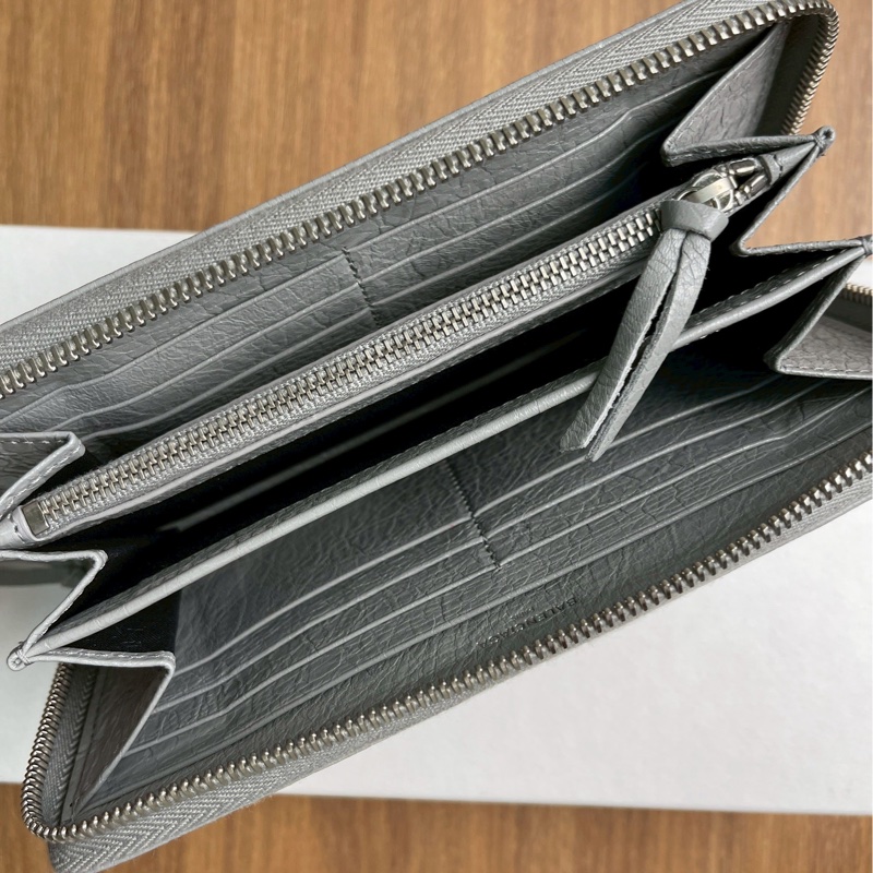 【全新正品】Balenciaga 經典拉鍊長夾 灰色 機車包鉚釘款 附盒防塵袋-2