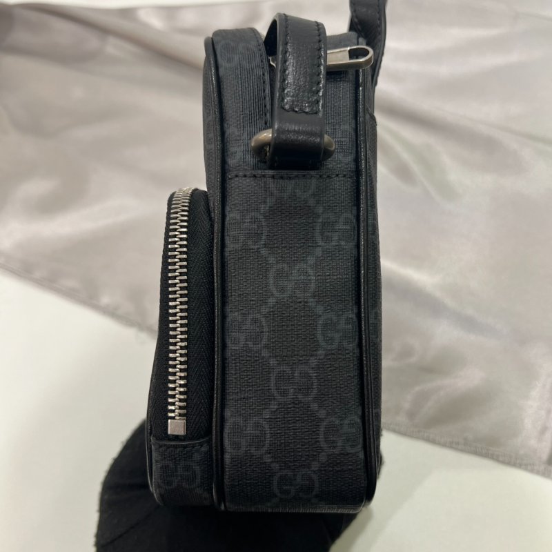GUCCI 黑老花手機包-3