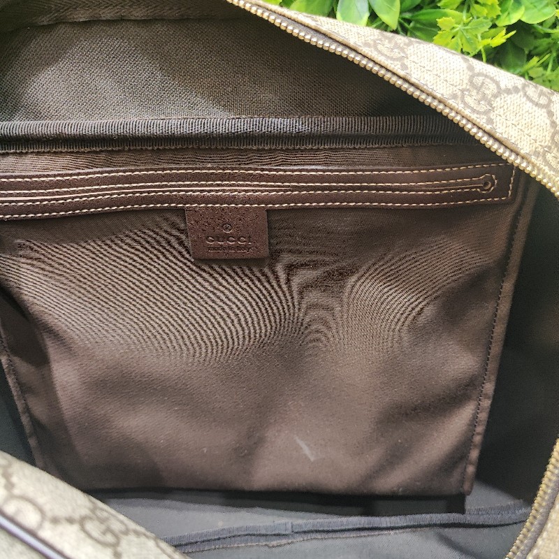 Gucci Shoulder bag-12