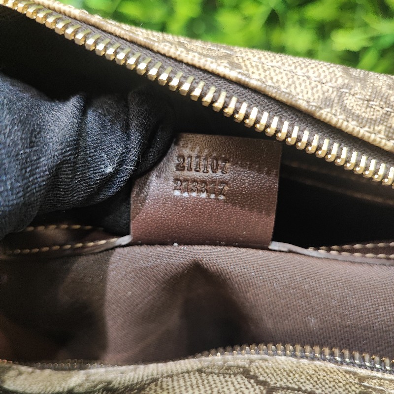 Gucci Shoulder bag-21