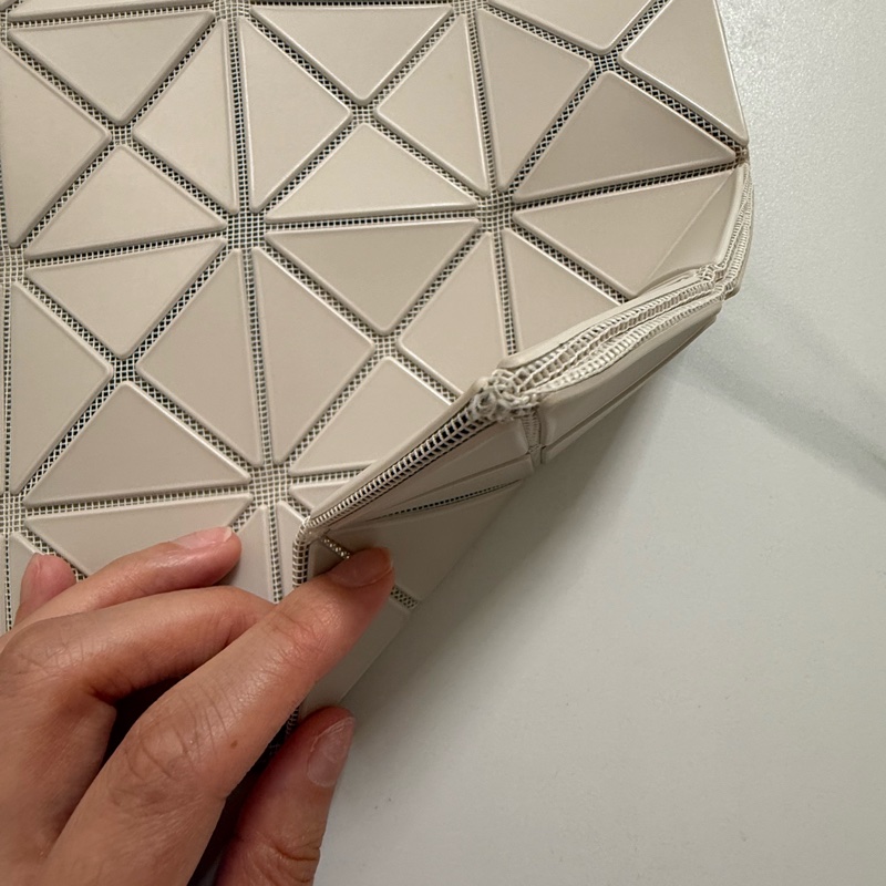 issey miyake baobao 米白拼粉紅-7