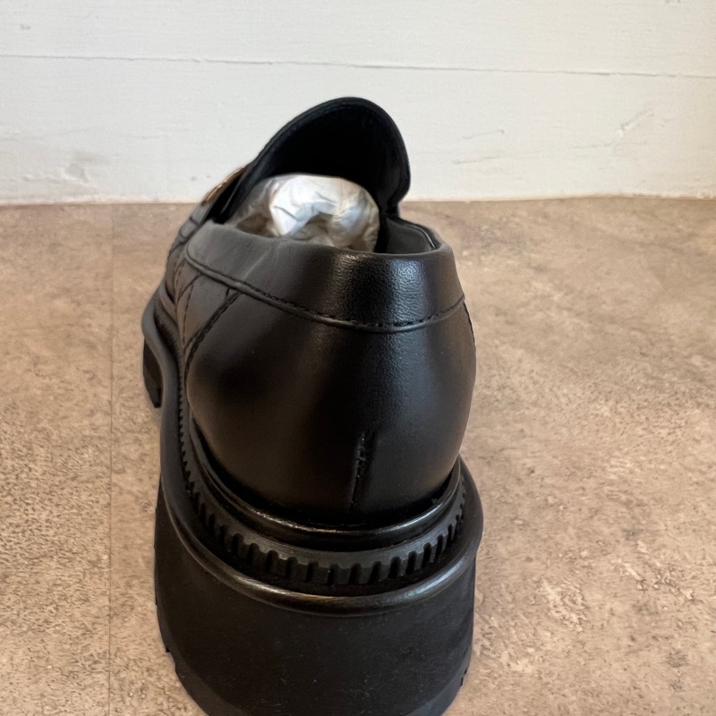 Chanel  35碼 黑牛皮菱格紋金Logo厚底樂福鞋-4