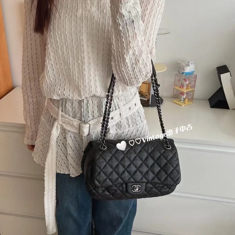 🤩實用性選手🥳Chanel黑銀軟泡芙鏈條斜挎單肩包-0